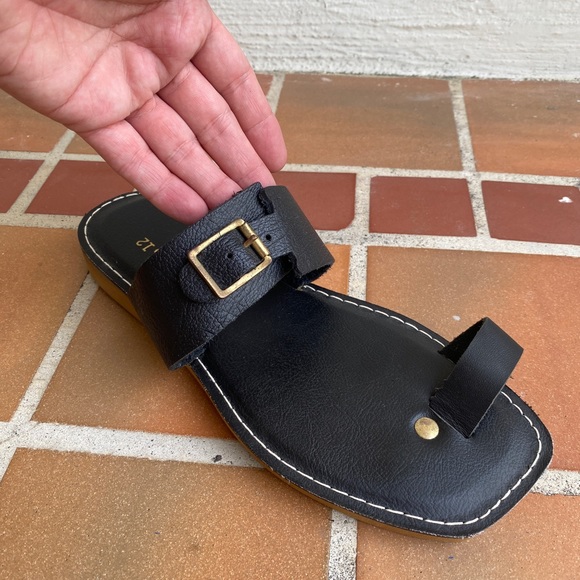 KINO of Key West Handmade Mens Black Leather Buckle Sandals - Picture 3 of 4